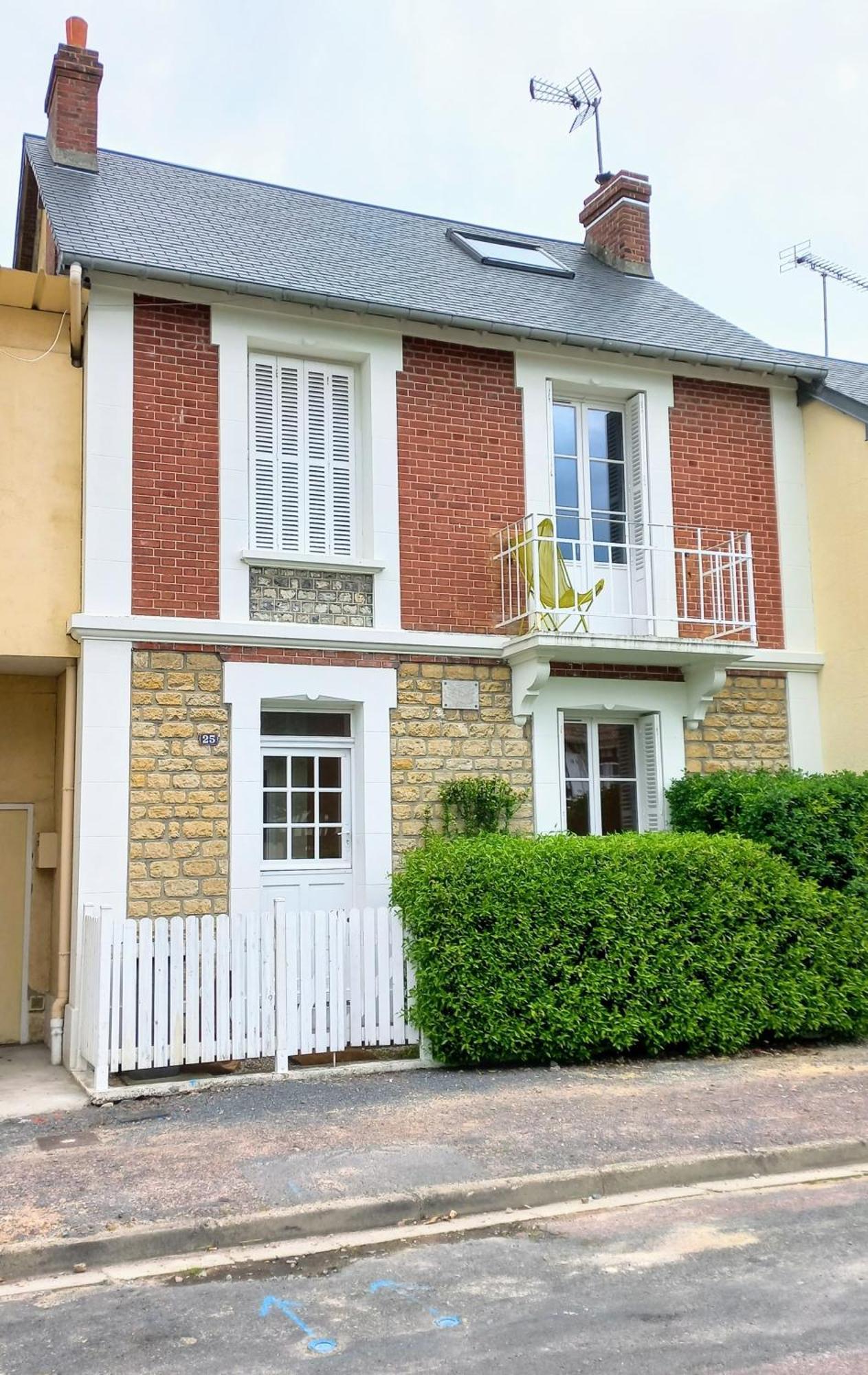 Le Cottage De La Plage - 2Ch, 2 Sdb - Terrasse - Deco De Charme - 500M Plage Cabourg Exterior photo